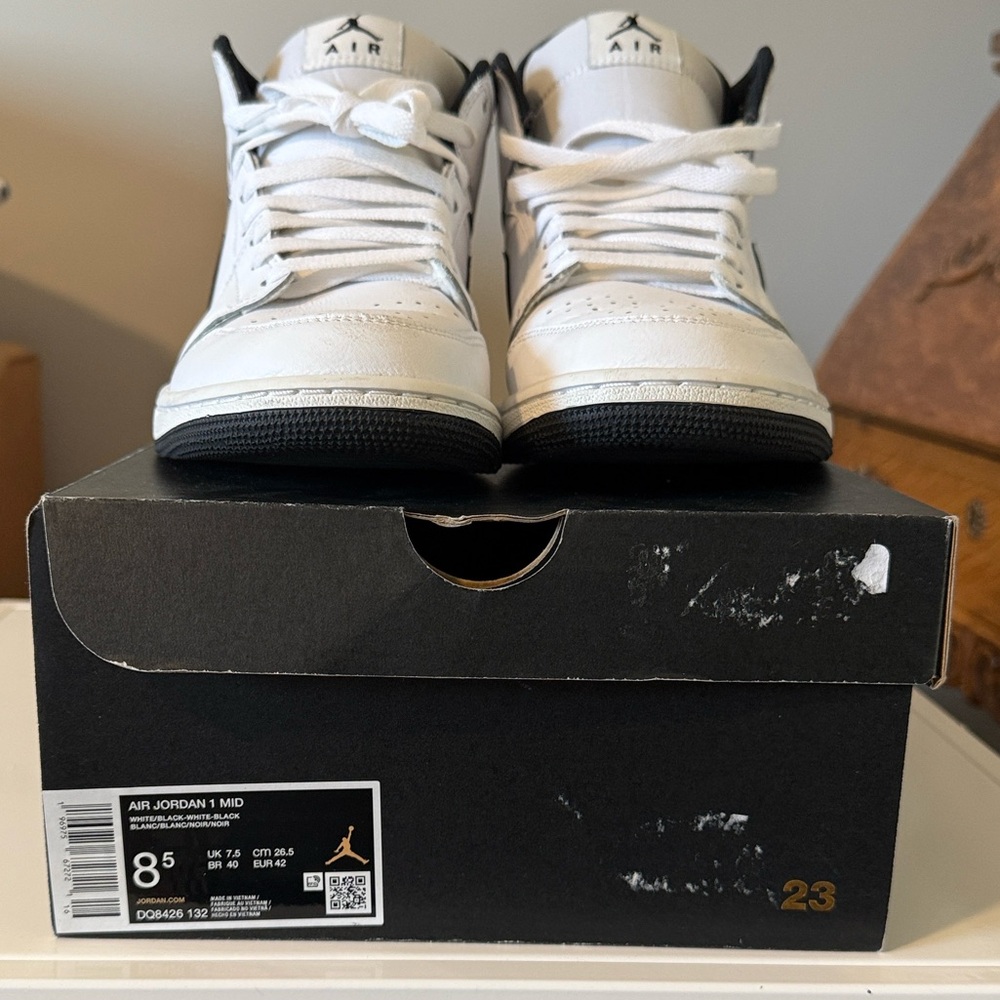 Jordan 1 Mid Reverse Panda - Picture 5 of 6